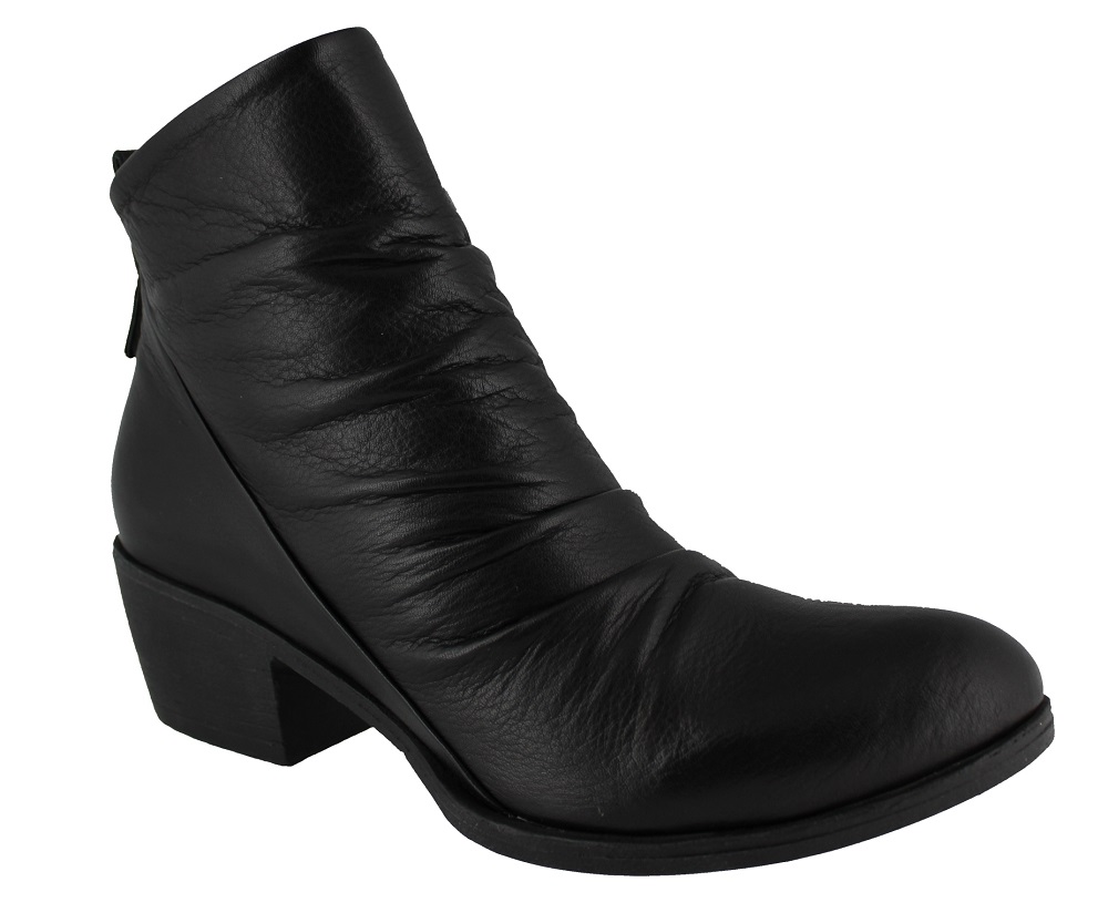 Becker Shoes Ladies 1106 Heel Ankle Boot